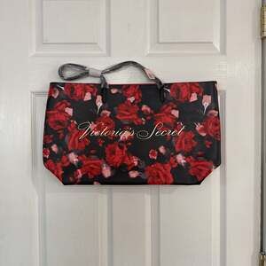 Victoria's Secret 2019 Limited Edition Black and Red Rose Floral Large Tote Bag